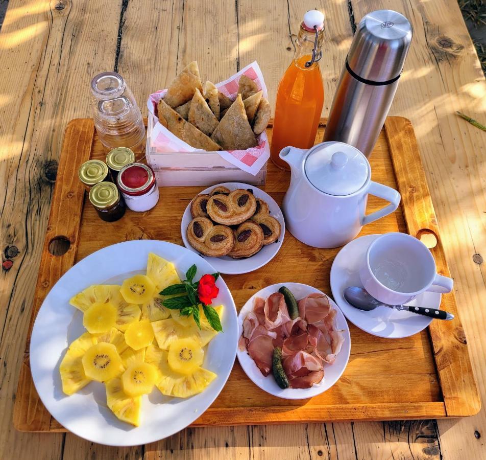 Stazzu La Capretta Farm Camping & Guest Rooms Ольбія Екстер'єр фото
