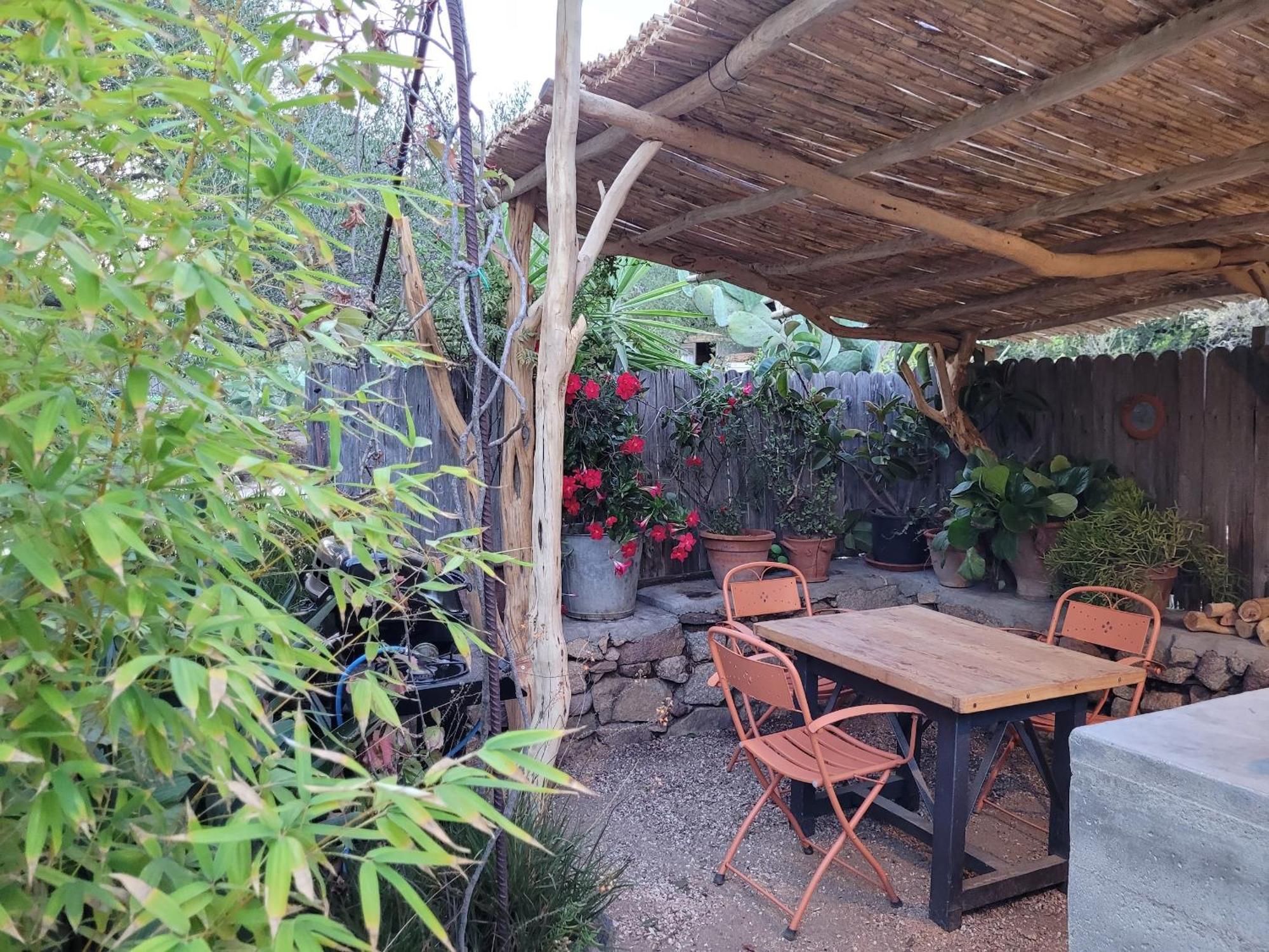 Stazzu La Capretta Farm Camping & Guest Rooms Ольбія Екстер'єр фото